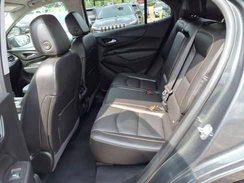 Used 2021 Chevrolet Equinox LT FWD image 11