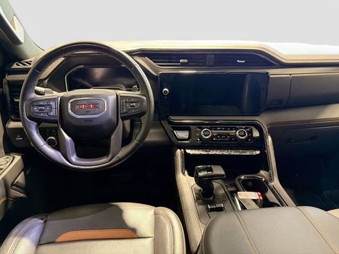 Used 2024 GMC Sierra 1500 AT4 w/ Technology Package image 23
