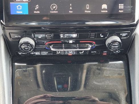 Used 2021 Jeep Grand Cherokee L Limited AWD/4WD image 18
