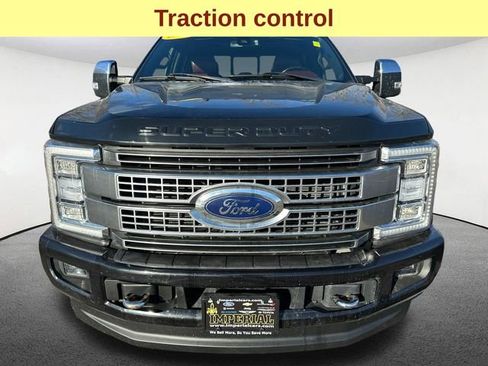 Used 2019 Ford F250 Platinum AWD/4WD image 4