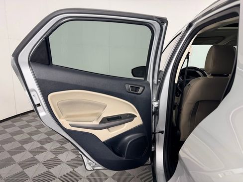 Used 2020 Ford EcoSport SE w/ SE Convenience Package image 35