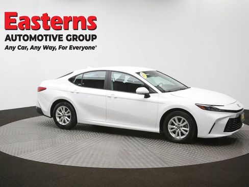 Used 2025 Toyota Camry LE FWD image 49