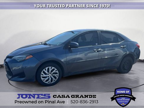Used 2018 Toyota Corolla LE w/ Body Protection Package FWD image 3