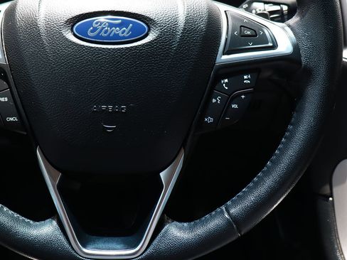 Used 2018 Ford Edge SEL w/ Equipment Group 201A FWD image 54