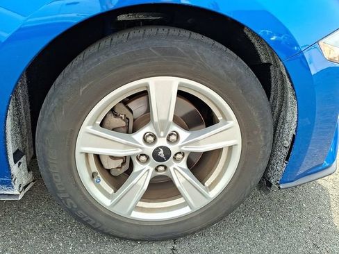 Used 2021 Ford Mustang Coupe RWD image 4