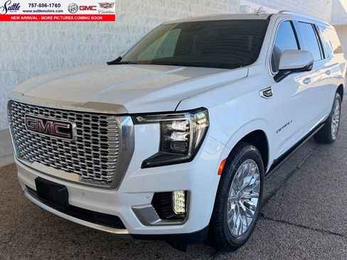 Used 2023 GMC Yukon XL Denali RWD image 1