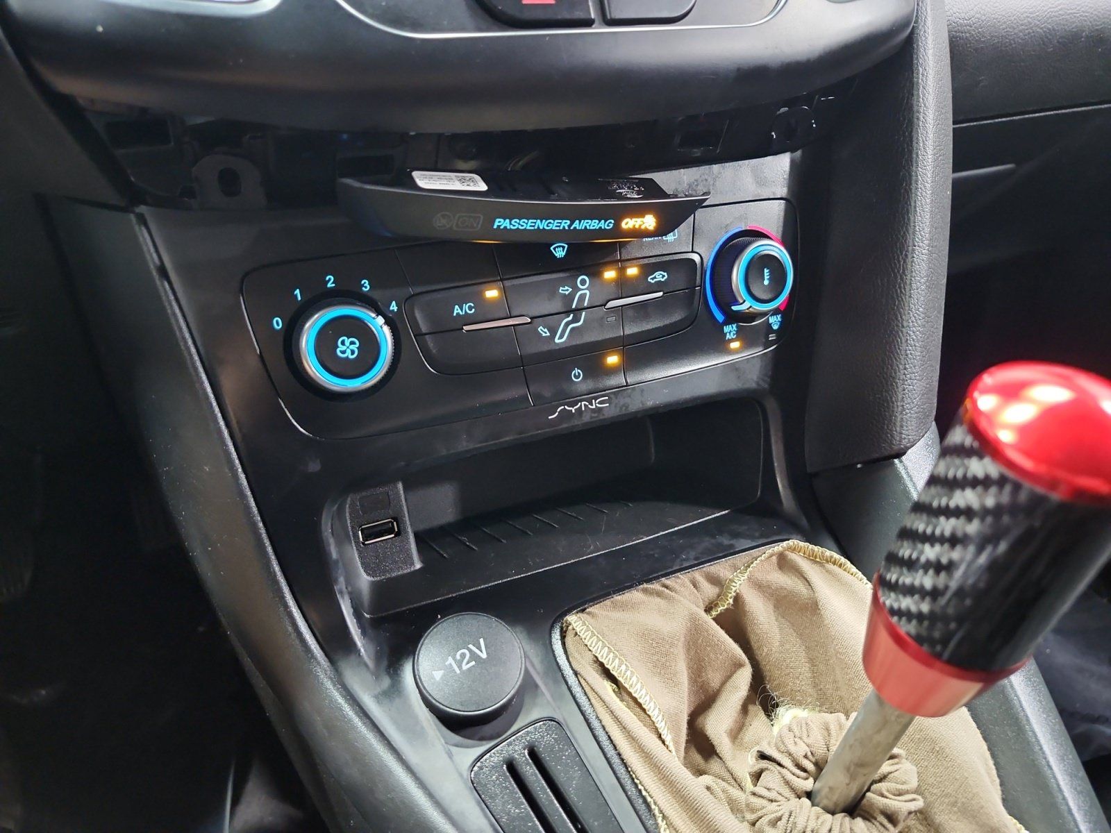 Used 2018 Ford Focus S FWD image 18