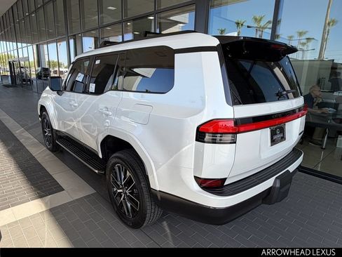 New 2026 Lexus GX 550 AWD/4WD image 4