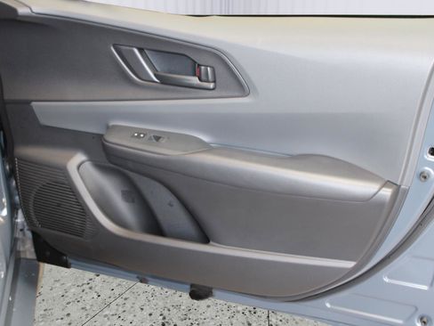 Used 2026 Toyota Prius LE w/ Protection Package #3 (TMS) FWD image 39