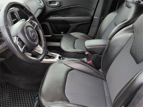 Certified 2019 Jeep Compass Latitude w/ Cold Weather Group image 12