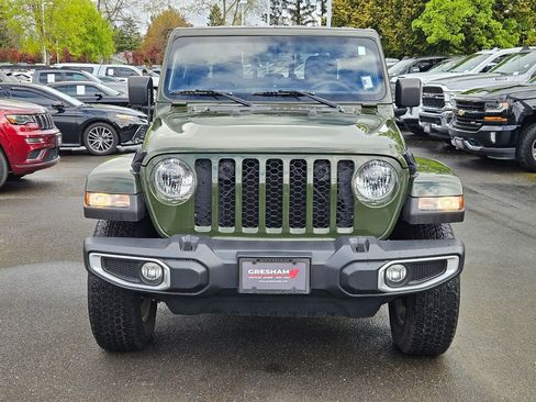 Certified 2023 Jeep Gladiator Sport AWD/4WD image 2