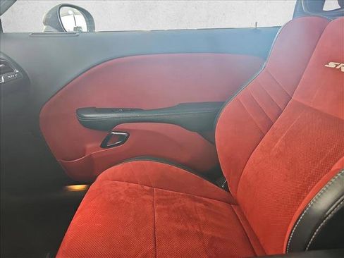 Used 2015 Dodge Challenger SRT Hellcat image 14