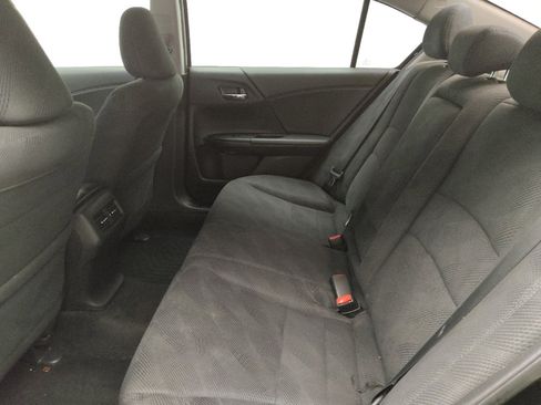 Used 2016 Honda Accord EX image 18