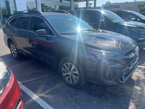 Used 2024 Subaru Outback AWD/4WD image 4