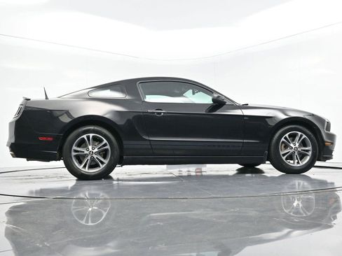Used 2014 Ford Mustang Premium w/ Comfort Package image 49