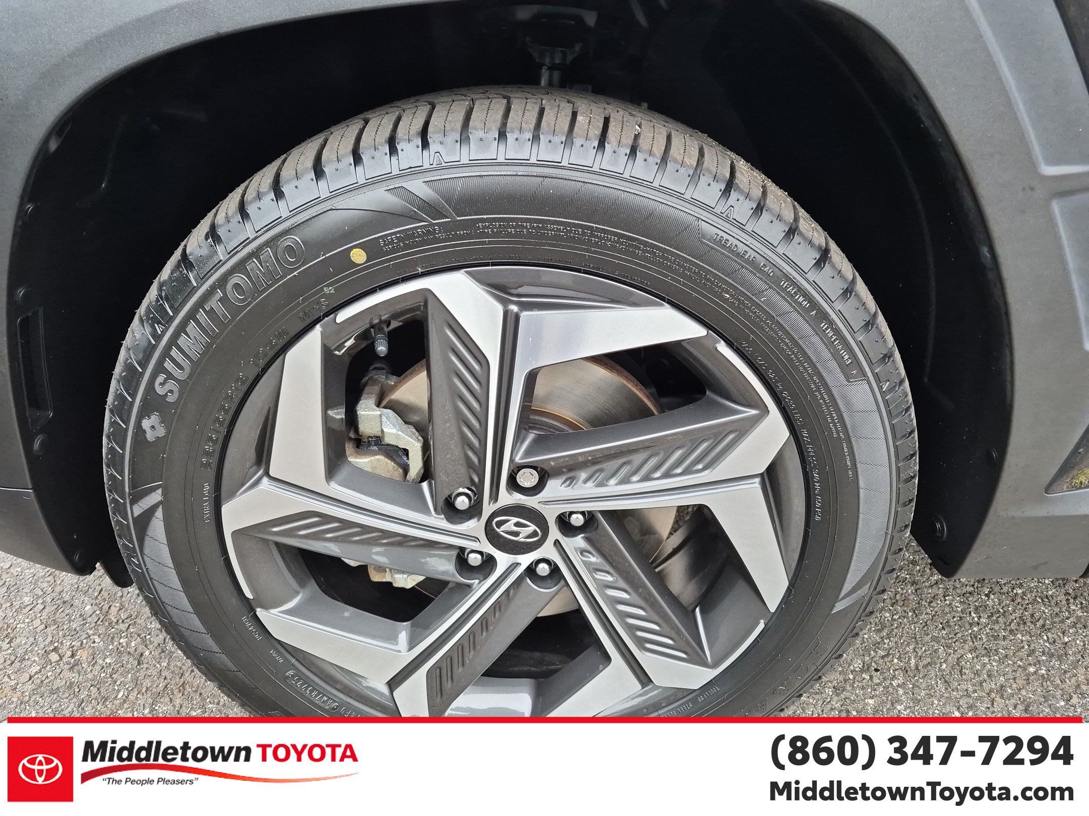 Used 2023 Hyundai Tucson Limited w/ Cargo Package AWD/4WD image 9