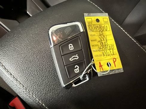 Used 2024 Volkswagen Taos S FWD image 21