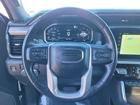 Used 2022 GMC Sierra 1500 Denali w/ Denali Reserve Package image 21
