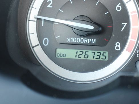 Used 2008 Toyota Sienna CE image 21