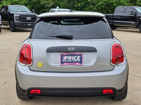Used 2024 MINI Cooper SE FWD image 7