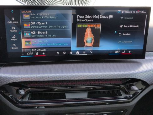 Used 2025 BMW 330i Sedan w/ Convenience Package image 23