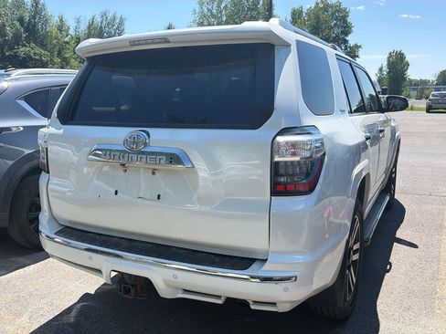 Used 2022 Toyota 4Runner Limited AWD/4WD image 8