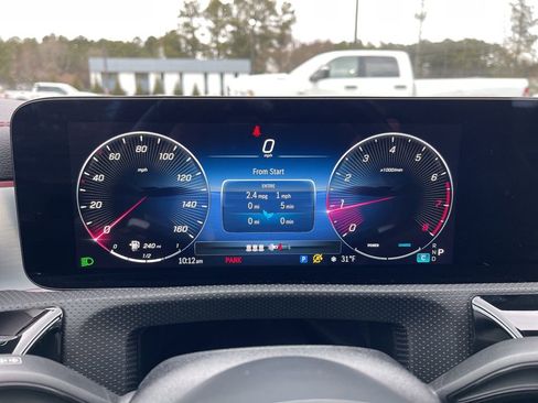 Used 2025 Mercedes-Benz CLA 250 4MATIC image 10