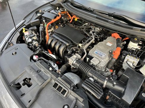 Used 2018 Honda Clarity Touring image 16