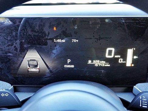Used 2025 Nissan Kicks SV FWD image 31