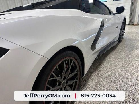 Used 2023 Chevrolet Corvette Stingray Premium Conv w/ Z51 Performance Package RWD image 11