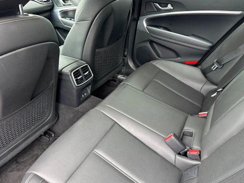 Used 2026 Genesis G70 2.5T RWD image 23