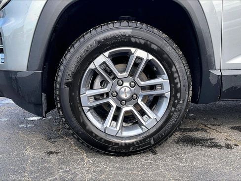 Used 2026 GMC Terrain Elevation FWD image 2