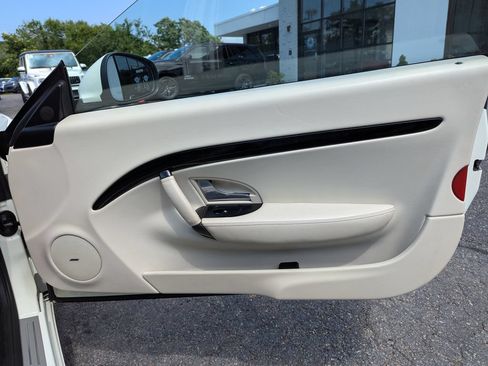 Used 2013 Maserati GranTurismo Convertible RWD image 31
