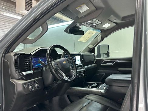 Used 2024 Chevrolet Silverado 2500 LTZ w/ LTZ Convenience Package AWD/4WD image 22