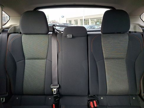 Used 2023 Subaru Crosstrek 2.0i Premium image 19