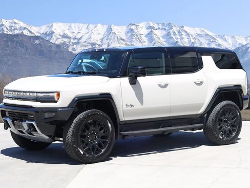 New 2026 GMC Hummer EV SUV AWD/4WD image 2
