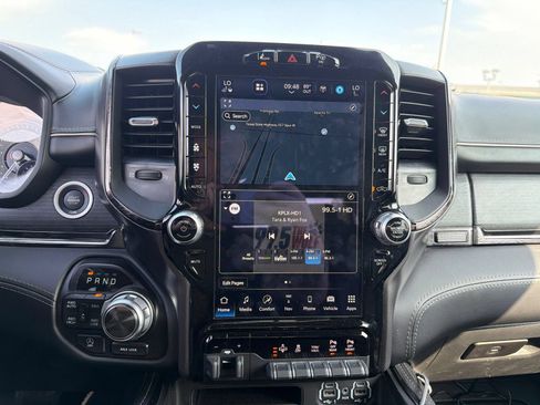 Used 2022 RAM 1500 Limited AWD/4WD image 18