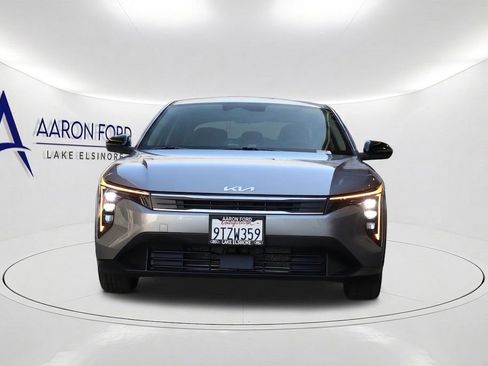 Used 2025 Kia K4 FWD image 2