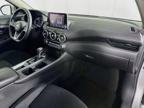 Used 2020 Nissan Sentra SV w/ Lighting Package FWD image 33