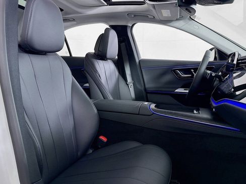 Used 2026 Mercedes-Benz E 350 Sedan image 7