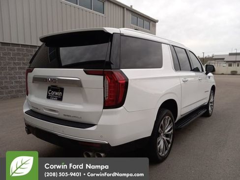Used 2021 GMC Yukon XL Denali w/ Advanced Technology Package AWD/4WD image 3