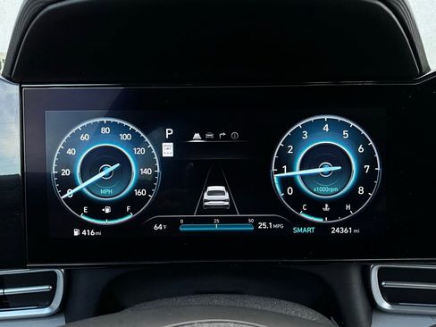 Used 2025 Hyundai Elantra Limited image 42