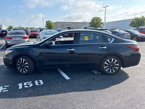 Used 2018 Nissan Altima 2.5 SV FWD image 4