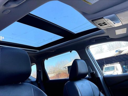 Used 2023 Nissan Rogue SL w/ SL Premium Package image 20