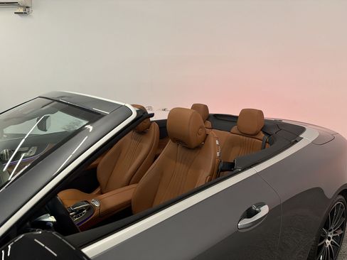 Used 2023 Mercedes-Benz E 450 Cabriolet image 26