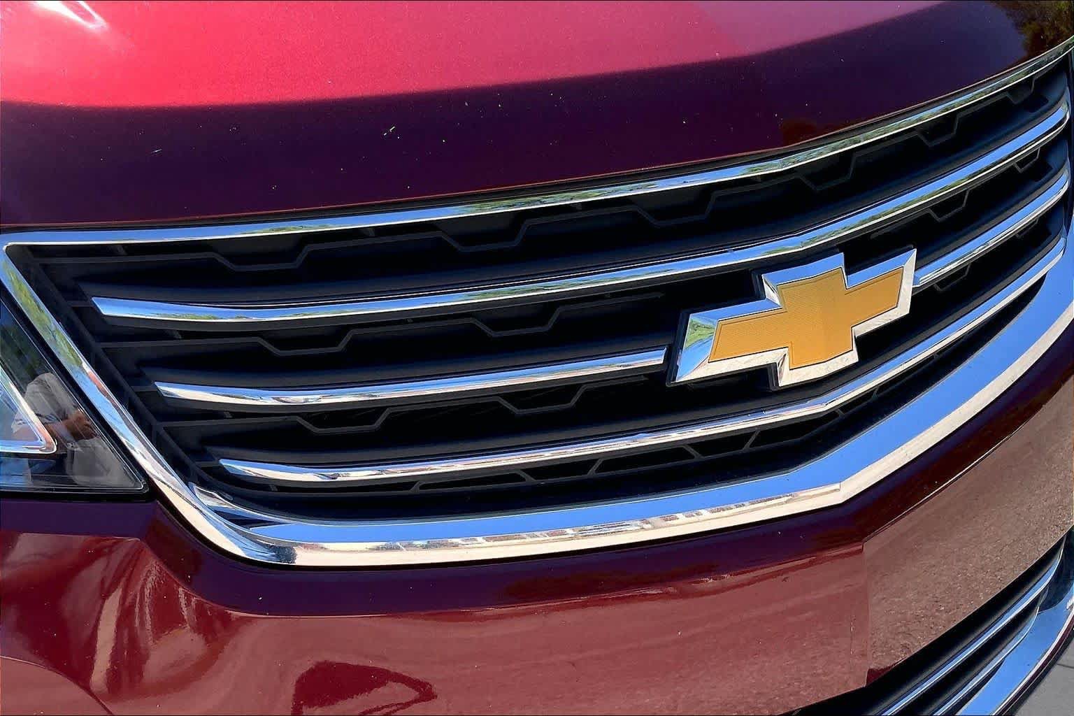Used 2015 Chevrolet Traverse LTZ w/ LPO, 'HIT The Road' Package AWD/4WD image 30
