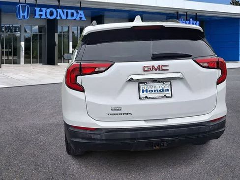 Used 2020 GMC Terrain SLE w/ Driver Convenience Package FWD image 7