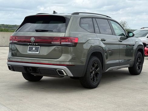 New 2026 Volkswagen Atlas Peak Edition AWD/4WD image 6
