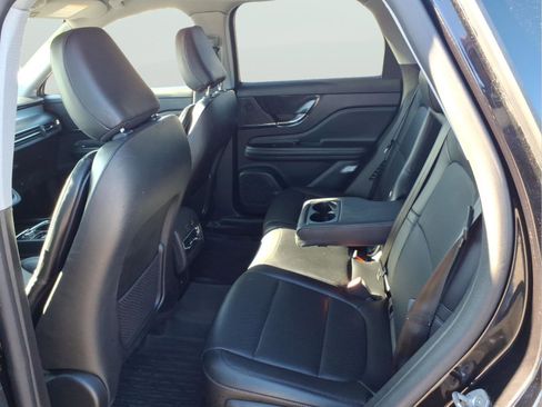 Used 2022 Lincoln Corsair FWD w/ Equipment Group 101A image 9