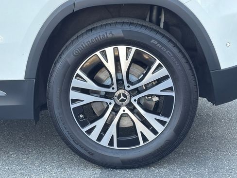 Certified 2025 Mercedes-Benz GLA 250 image 32